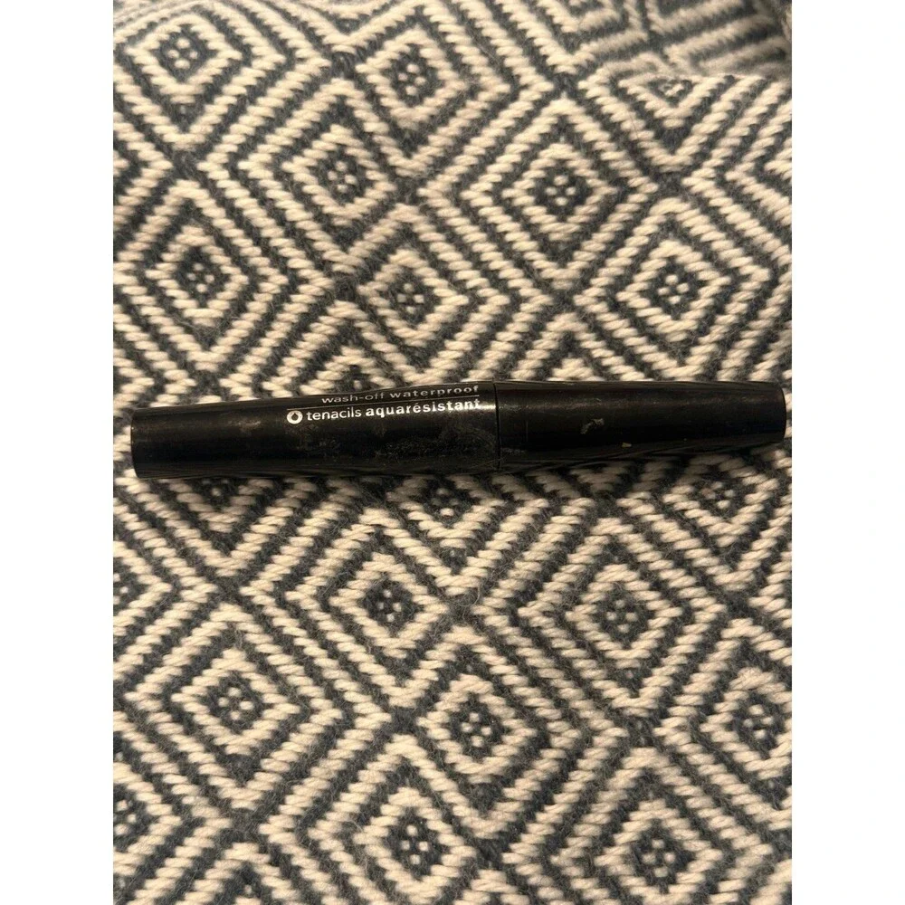 Avon Wash-Off Waterproof Mascara - Black